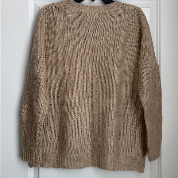 ❄️⭐️🖤BOUTIQUE SWEATER🖤⭐️ - Picture 7 of 7